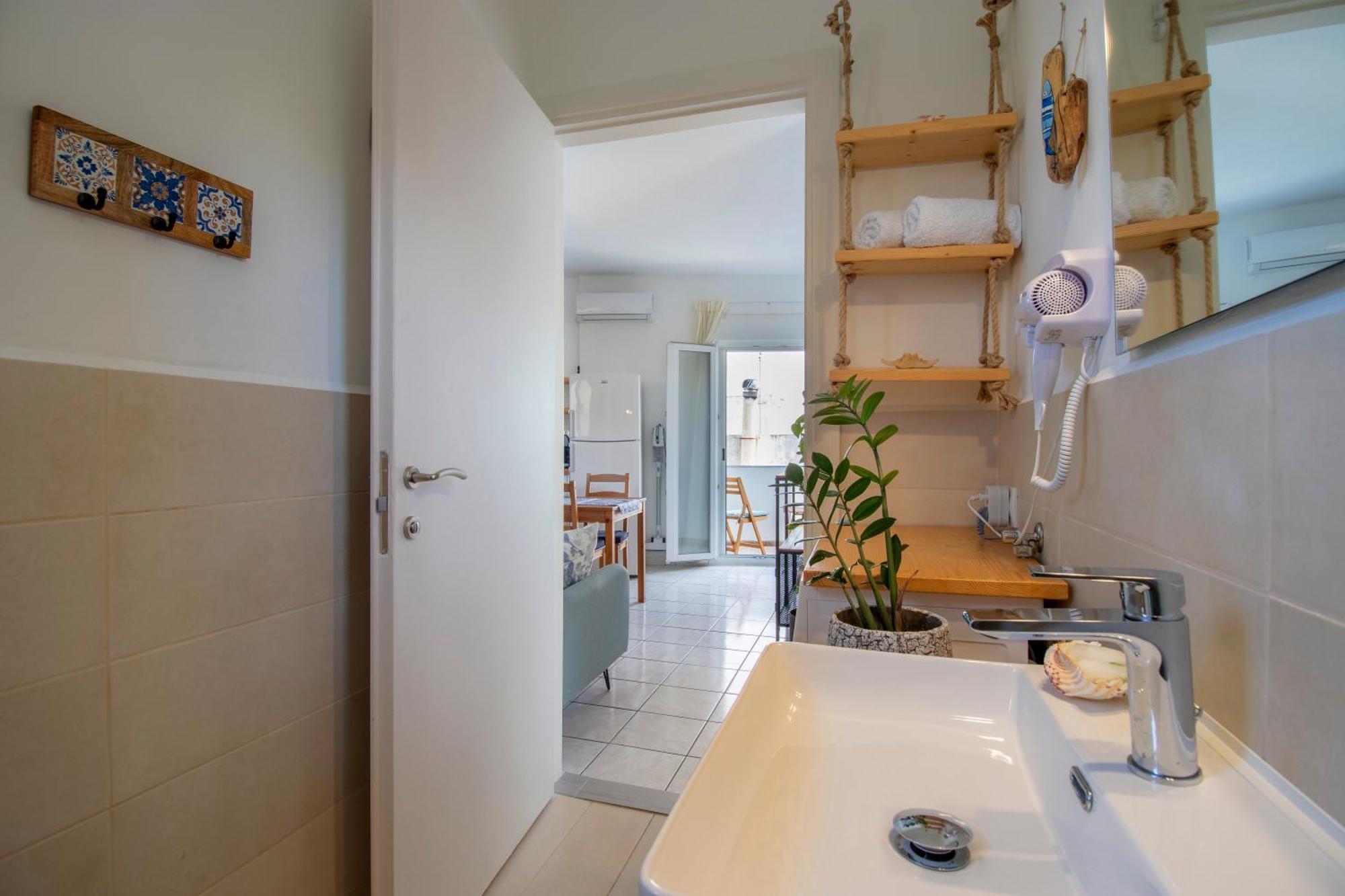 Babilia Central Appartment Suites Limenas Hersonisou Hersonissos  Exterior foto